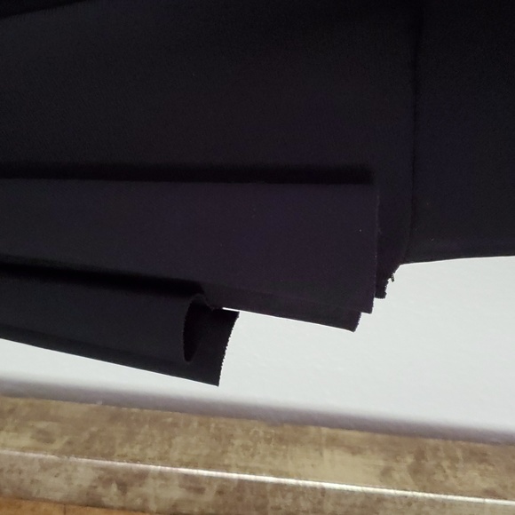 Formal black dresses - Picture 3 of 3